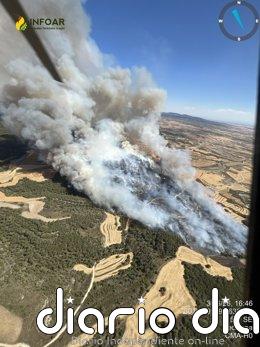 Activado el Plan Especial de Protección Civil por un incendio forestal en Leciñena (Zaragoza)