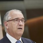 Agreden al exalcalde de Pamplona Enrique Maya en el Casco Antiguo de la ciudad