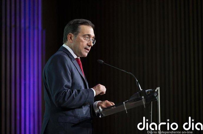 Albares condena la ruptura del alto el fuego entre Israel e Irán y reclama una "desescalada inmediata"
