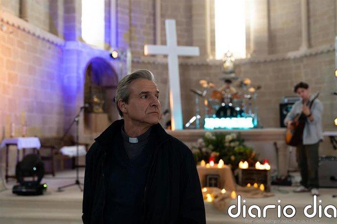 Alberto San Juan protagoniza La Luz: "Si el Papa no ve a víctimas de abusos en España, sería pasar por encima de ellas"