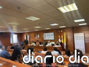 Alumnos de Italia y EEUU participan en el curso de español organizado por la UCAV