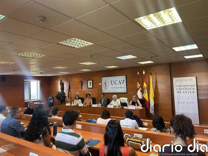 Alumnos de Italia y EEUU participan en el curso de español organizado por la UCAV