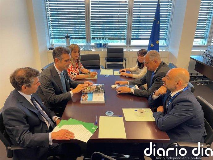 Andalucía se posiciona ante la Comisión Europea como una "región de referencia" para impulsar la economía azul