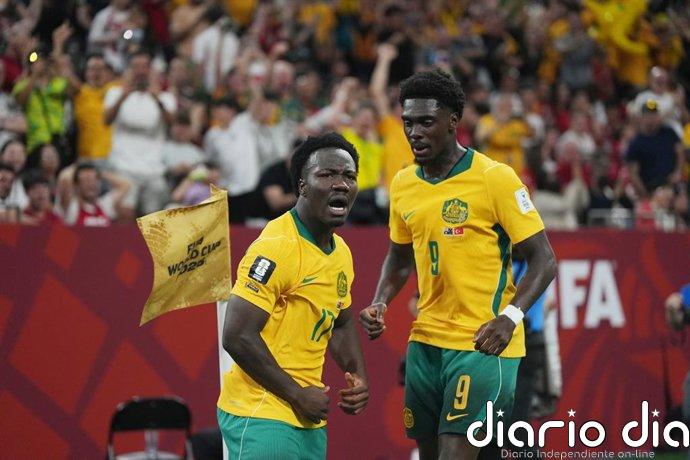 Australia tumba a Turquía a la contra