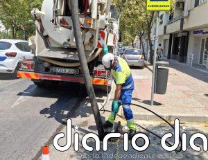 Ayuntamiento de Jerez refuerza la limpieza de imbornales para evitar acumulación de residuos en el alcantarillado