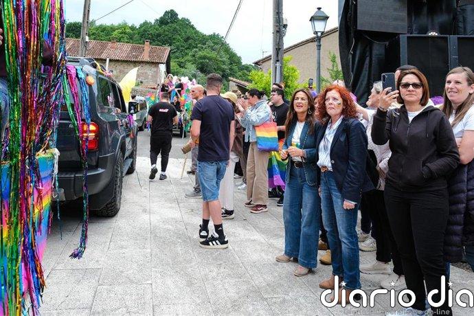 Barcenillas celebra la quinta edición del AgrOrgullo con el desfile de carrozas