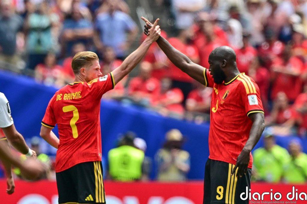 Bélgica espabila a tiempo ante Egipto
