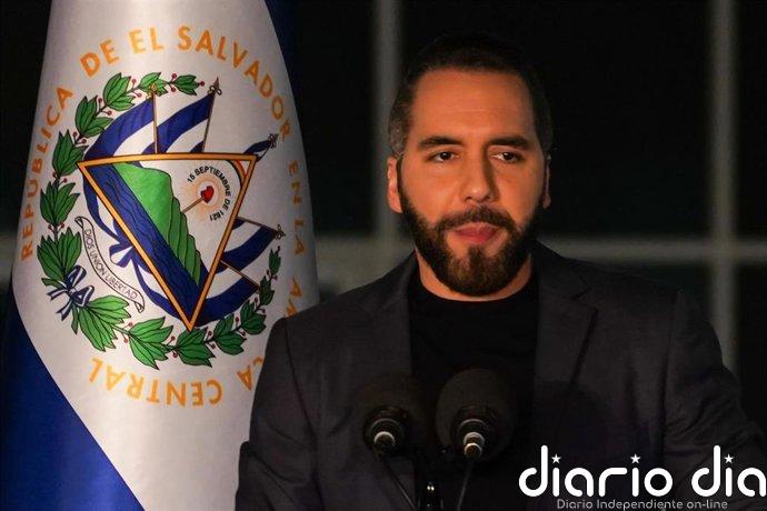 Bukele se inscribe como precandidato para un tercer mandato en El Salvador, según su partido, Nuevas Ideas