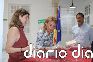 Cádiz arranca la Semana de los Archivos mostrando dos 'Diarios de Voluntarios Distinguidos' de 1810 y 1811