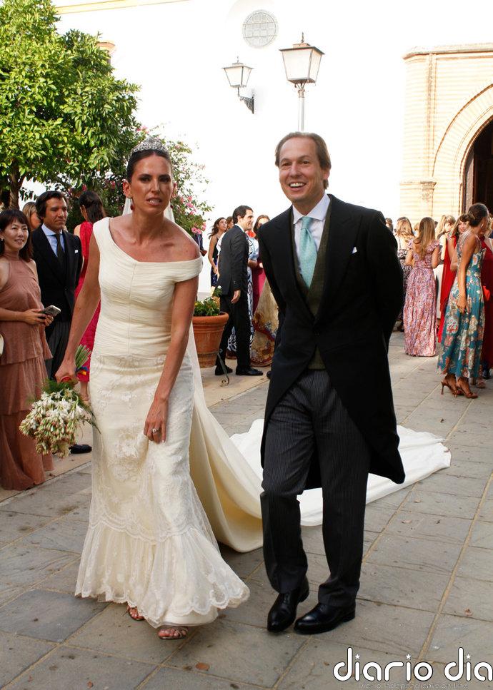 Carmen Laffón y Jaime Palomar protagonizan una boda de élite con familia y amigos: de Rocío Laffón a Victoria Federica