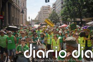 CCOO acusa a Educación de transformar la mesa de negociación en "una operación de propaganda política" al retransmitirla