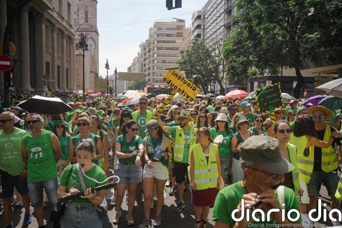 CCOO acusa a Educación de transformar la mesa de negociación en "una operación de propaganda política" al retransmitirla