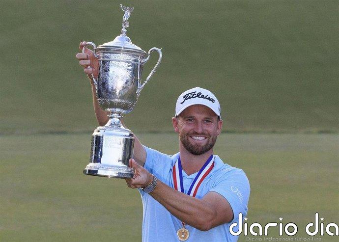 Clark gana con suspense un US Open perfecto