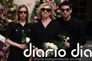 Claudia Pinto dirige 'Morir no siempre sale bien': "Me parece bastante difícil hacer una buena comedia"