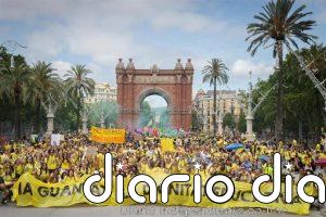 Comienza una nueva manifestación de docentes catalanes en Barcelona