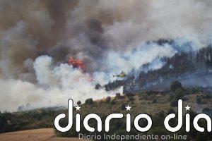 Continúan las labores sobre los puntos calientes del incendio de Ezcabarte