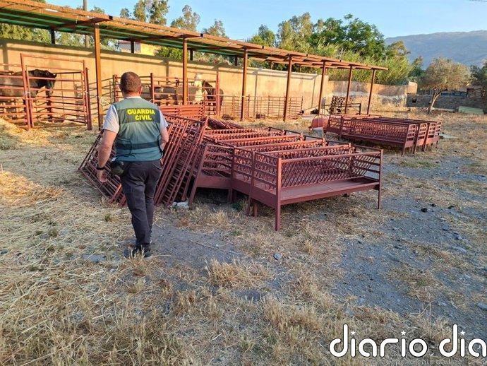 Detienen a siete personas por un delito de estafa de material ganadero en Granada