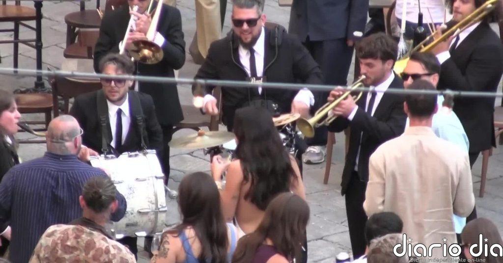 Dua Lipa y Callum Turner celebran su boda con una fiesta de tres días en Palermo