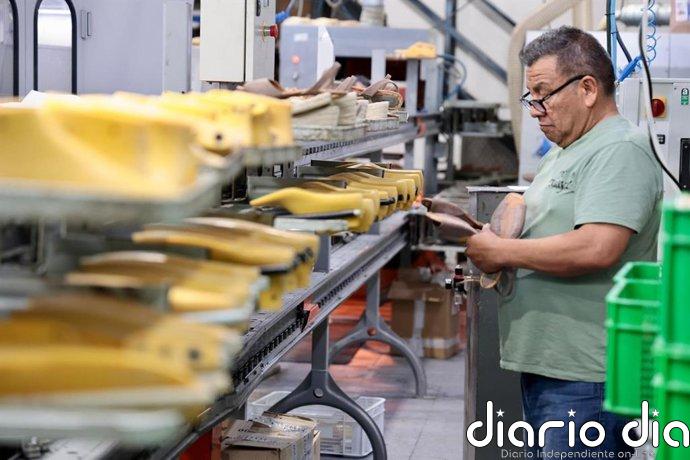 El absentismo laboral en España cerró 2025 en el 7,68%, máximo histórico, según Adecco