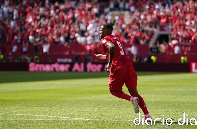 El balón parado de Bosnia iguala con el empeño de Canadá