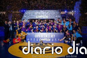 El Barça levanta su 30ª Copa del Rey de balonmano antes de la Champions