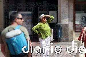 El calor pone en aviso a Andalucía y la C.Valenciana, con nivel naranja en Murcia y olas en Cataluña y Canarias