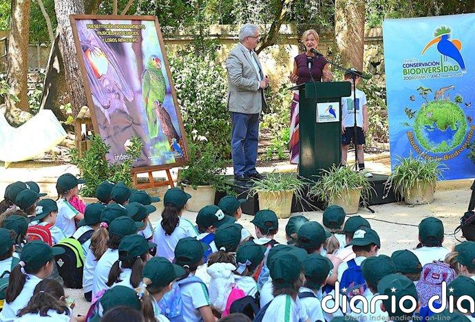El Centro jerezano de Conservación de la Biodiversidad Zoobotánico (Cádiz)estrena instalaciones para loros y murciélagos