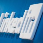 El cofundador de LinkedIn deja el consejo de administración de Microsoft para centrarse en su empresa de IA