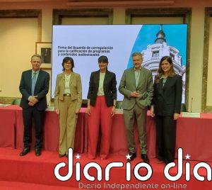 El Consejo Audiovisual de Andalucía firma el Acuerdo para reforzar protección de los menores en contenidos audiovisuales