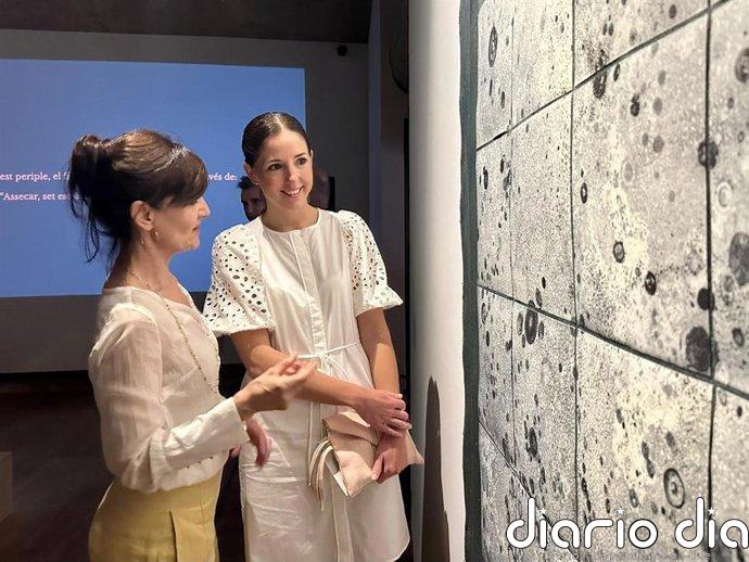 El Consell de Mallorca inaugura el proyecto expositivo de Mònica Fuster 'En Ruta' en el Museo Marítimo de Ses Voltes