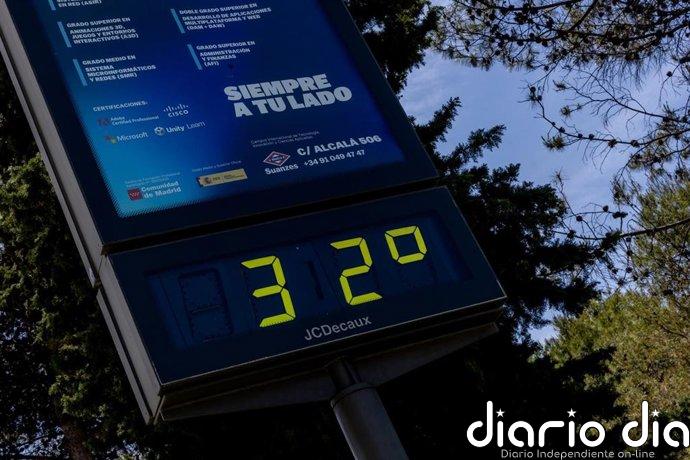 El Defensor recibe varias "quejas" de colegios madrileños por altas temperaturas y pide una solución "urgente"