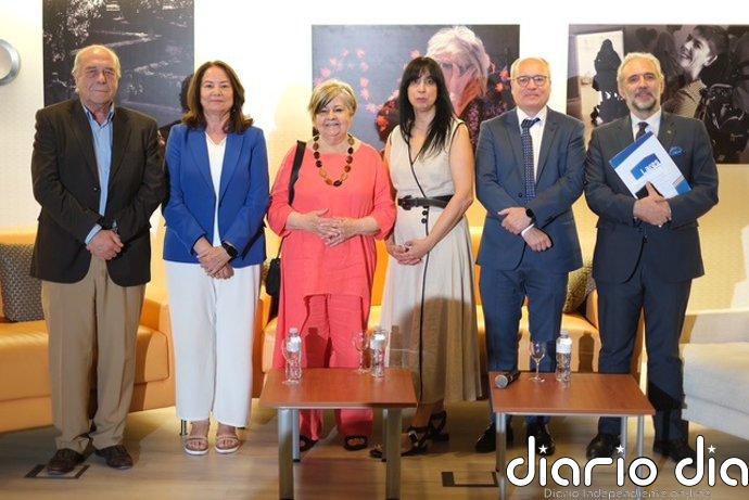 El envejecimiento activo, la dignidad y la calidad de vida se reivindican en el ciclo 'Cuatro Miradas' de CEOMA