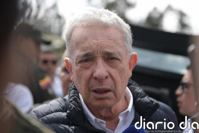 El expresidente de Colombia Álvaro Uribe, citado a indagatoria por masacres perpetradas por paramilitares