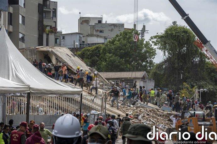 El Gobierno eleva a 133 los españoles desaparecidos en Venezuela y mantiene cinco muertos y 14 atrapados bajo escombros