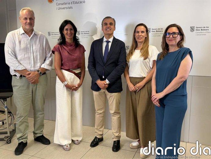 El Govern permitirá a los docentes concentrar su jornada laboral en cuatro días a partir del curso 2026-2027