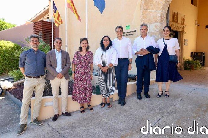El Govern presenta a la embajadora de Francia su estrategia de inversión en proyectos estratégicos en Baleares