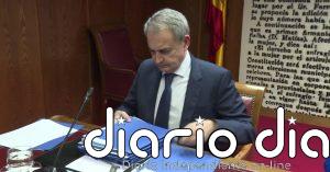 El juez podría imputar a Zapatero delitos fiscales y de contrabando por las joyas halladas en su despacho