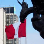 El magistrado Helder Domínguez asume la presidencia del TC de Perú con el compromiso de reducir la carga procesal