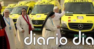 El papa bendice las ambulancias de sor Lucía Caram con ayuda para Ucrania