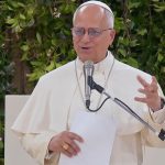El papa celebra el "golazo" de la Iglesia de Madrid en el Bernabéu