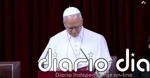 El papa defiende en el Congreso “toda” vida humana “desde su concepción hasta su ocaso natural”