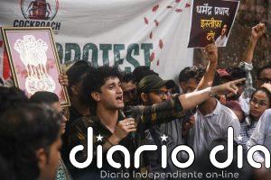 El Partido de las Cucarachas moviliza a cientos de jóvenes de India