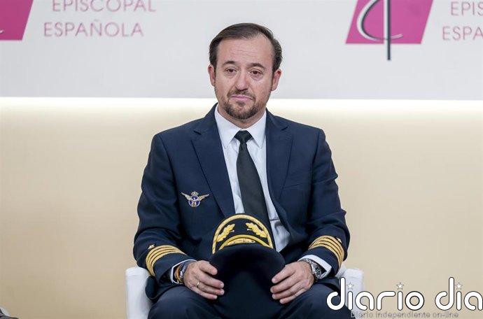 El piloto que ha llevado al Papa a Barcelona: "Ha comentado que nunca había despegado en un avión de pasaje"