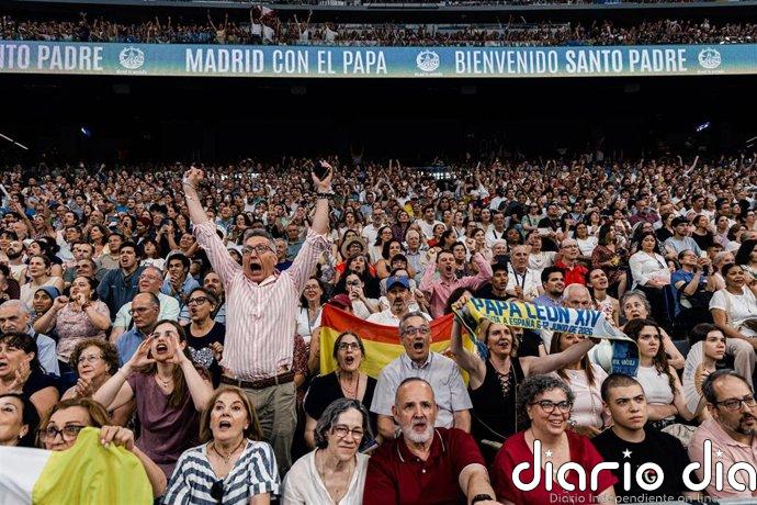 El portal del Vaticano describe el saludo entre León XIV y Bad Bunny: "El león y el conejo por fin se encontraron"