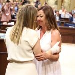 El PP reprocha a Armengol que abandone la política balear "con tres años de retraso": "La situación era insostenible"