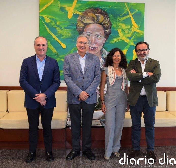 El presidente de Aecoc visita Gullón para conocer su modelo de negocio, estrategia e innovación