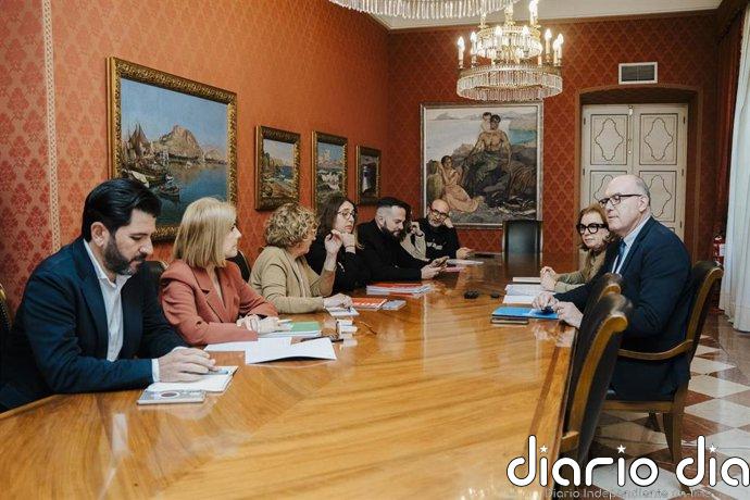 El promotor investigado por las VPP de Les Naus rechaza comparecer en la comisión del Ayuntamiento de Alicante