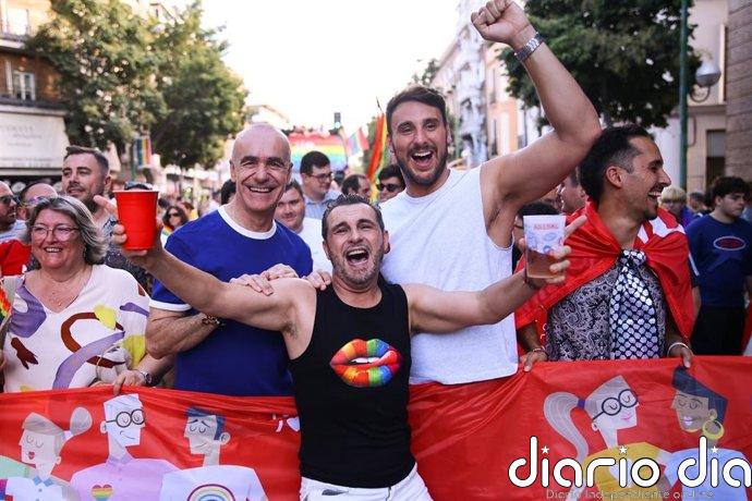 El PSOE de Sevilla defiende en el Orgullo la "necesidad de reivindicar para no dar un paso atrás"