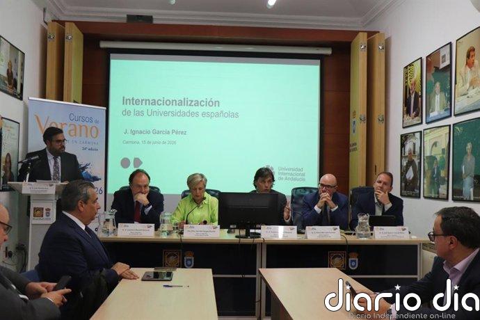 El rector de la UPO exige cumplir el modelo de financiación: "No se pueden aprobar leyes que queden en papel mojado"