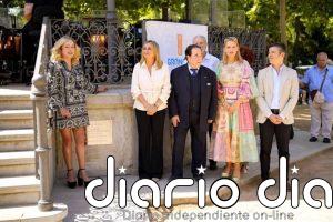El Templete de la Música del Paseo del Salón de Granada recibe el nombre del director Miguel Ángel Gómez-Martínez